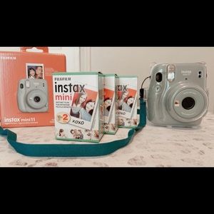 Fuji film Instax mini 11